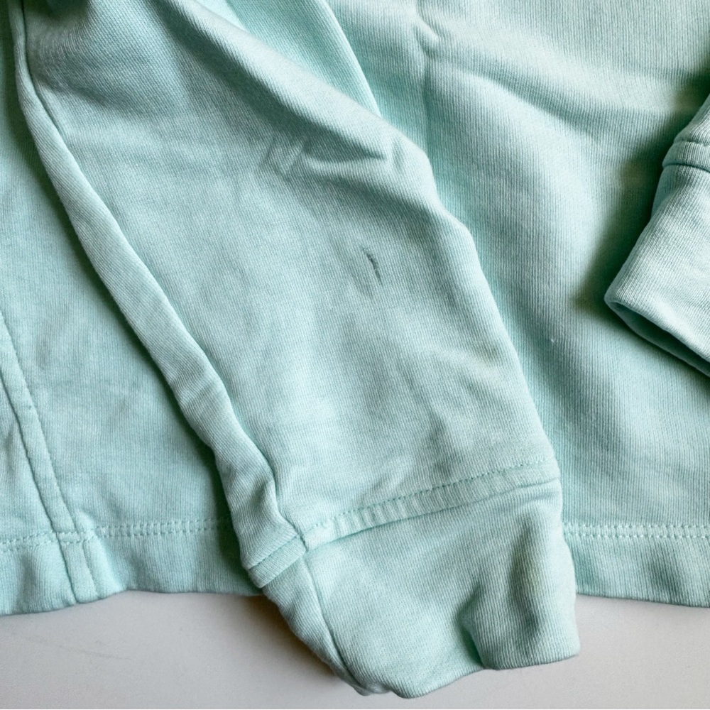 Vineyard Vines Pullover - Picture 5 of 6